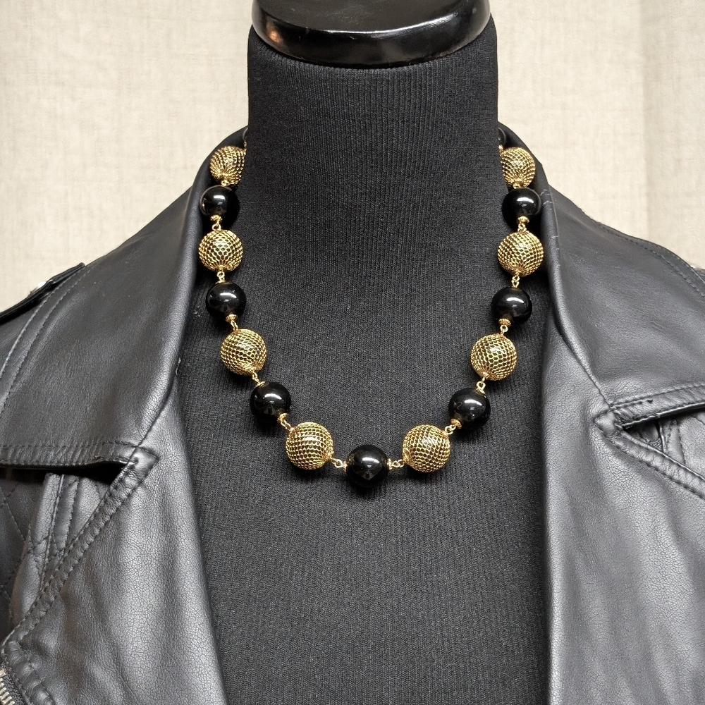 Black and Gold Tone Mesh Beaded Necklace - Picture 8 of 9